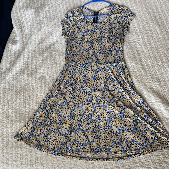 Perfect for spring! Michael Kors blue and yellow floral dress - Picture 5 of 8